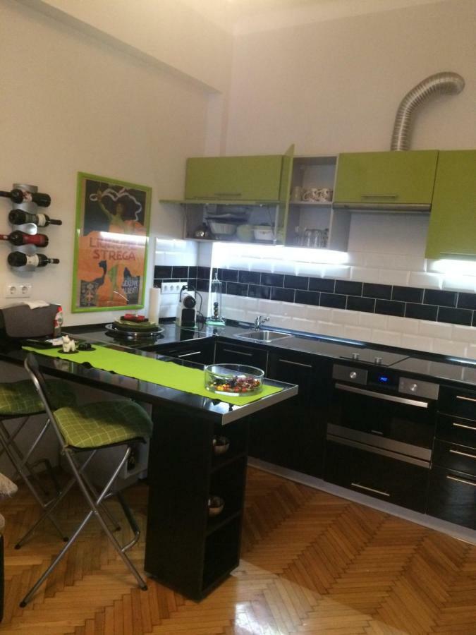Sunshine Apartment